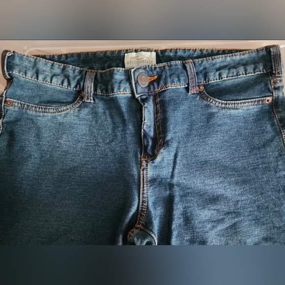 Very Soft Aeropostale Skinny Light Blue Jeans, Button Closure, LARGE - Picture 2 of 6